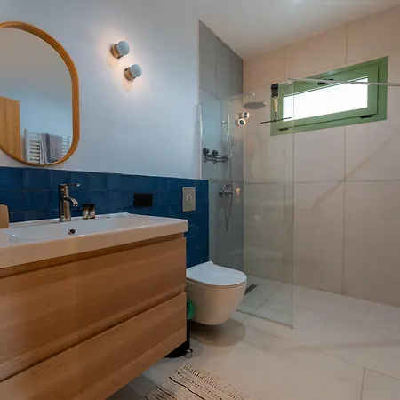 Apartment Deluxe 9, With Rooftop Terrace And Breathtaking Views